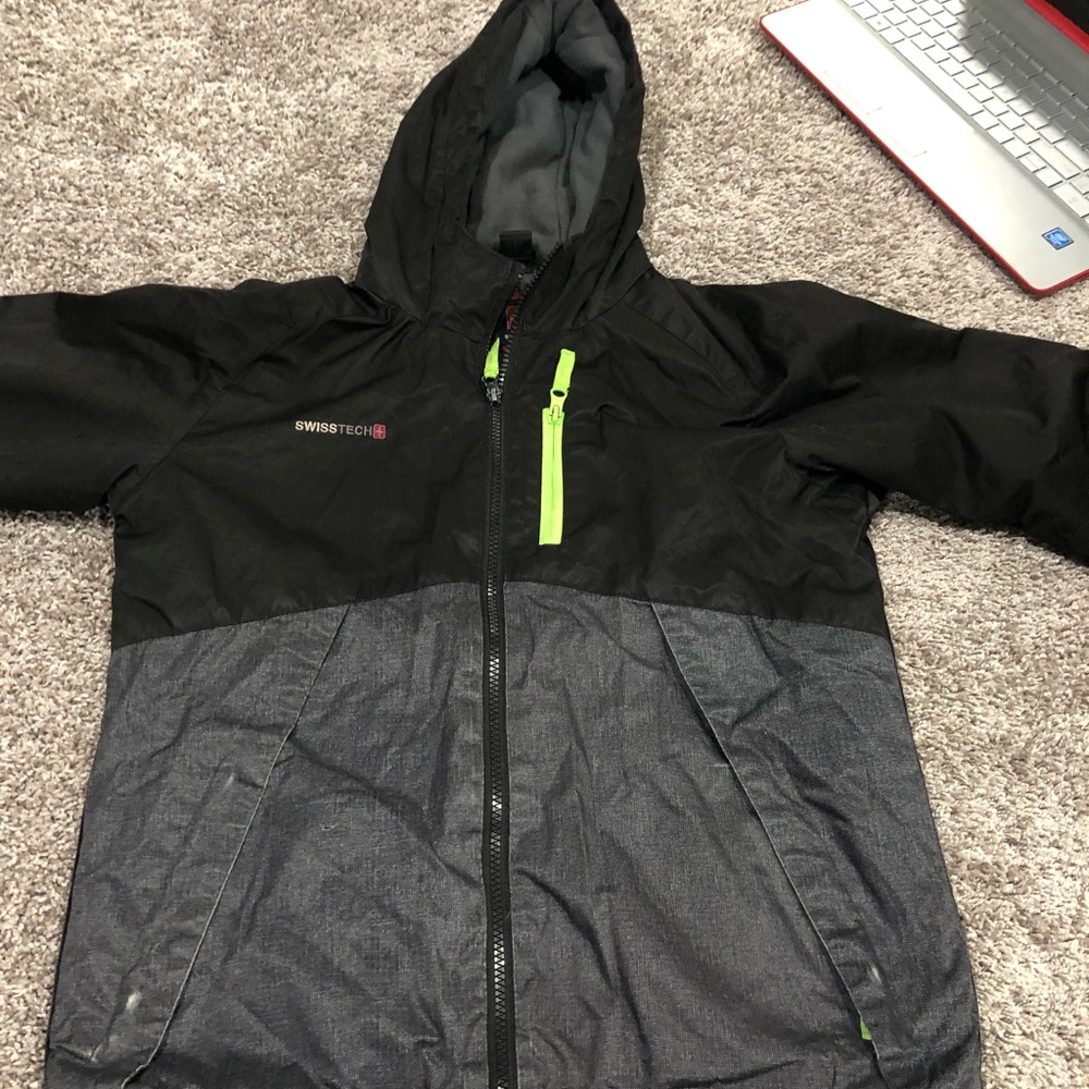 Swiss tech kids size 8M jacket